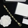 Cadena clásica Diseñador de lujo elegante moda mujer letra colgante pulsera collar de boda joyería especialmente diseñada