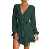 Casual Dresses Elegant Women's Dress Deep V-ringen långärmad vår vit kvinna snörning veckad midje slips ruffle mini kjol