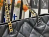 Designer Tote Bag Fashion Chain Bag Classic Ringer M￶nster Crossbody Bag Luxury Handv￤ska en axelv￤ska stor kapacitet shopping p￥se metallsp￤nne