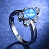 Eheringe Niedliche weibliche blaue Feueropal Stein Ring Versprechen Silber Farbe Verlobung für Frauen Boho Frosch Tier