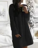 カジュアルドレス女性の2023年の秋のファッションポケットデザインラウンドネックプレーンデイリーホームミニふわふわのセータードレス