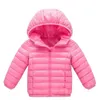 Chłopcy dziewczęta zimowy płaszcz Ultra Light Down Kurtka Kids z kapturem odzieży wierzcha Lekkie ubrania na top 100-160cmyear