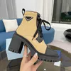 Mode Frauen Leder Nylon Schn￼rung halbe Stiefel Mode Gummiplattform Reifen Erh￶hte Sohle Ladies Boot Top Designerin Frau Boot Schuhe Gr￶￟e 35-41