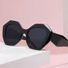 Occhiali da sole Fashion Brand Designer irregolari per donna uomo quadrato nero moderno occhiali da sole da donna in tonalità di tendenza