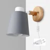 Vägglampor Nordic Iron E27 Macaroon Bedside Lamp LED Plug Sconces With Switch