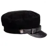 Caps à billes Femmes Chapeaux de cuir pour hommes 2023 Hiver vintage mince en daim noir Bérets Bérets avec ceinture mâle coréen étudiant cadet chapeau 61