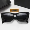 Mode 2023 Dam Designer Solglasögon Retro Glasögon Goggle Outdoor Beach Solglasögon För Man Kvinna 4 Färg Valfri Vintage Triangulär signatur med låda
