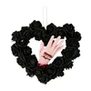 Flores decorativas 2023 Halloween decoração coroa da porta da frente Decoração de rosa artificial preto Garland com horror de mão sangrenta falsa para casa