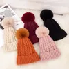 Geanies Geanie/calavera Capas de piel falsa Pompones de invierno tejidos para mujeres Camilies gruesas Fluffy Fashion Fashion Warm Hat1