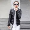 Femmes Trench Coats 2023 Mode Ultraléger Parka Veste D'hiver Femmes Style Unique Vestes Court Chaud Mince Manteau