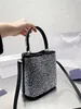 2023 nova bolsa de balde com diamante com moda crossbody bolsa de bolsa de luxo bolsa de luxo saco de ombro de ombro de lindos gorjeta feminina bolsa