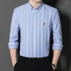 メンズカジュアルシャツ春秋のポロ刺繍長袖のシャツの男性縞模様のルーズトップオスビジネスハイエンドメンズ服