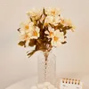 Dekorative Blumen Herbst Vintage Künstliche Daisy Silk Bouquet Gefälschte Blume Kuchen Dekor Für Vase Hause Hochzeit Tisch Haushalt Diy