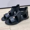 Sandalen Leer klassieke vrouwen zacht bodem moeder peep teen mode dames 2023 zomer platte vrouwelijke schoenen