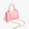 Bolsas de noite projetam bolsa de mulheres pequenas 2023 de alta qualidade PVC Candy Color transparente Jelly Bag Chain Portable Messenger Travel Bbag