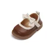 Premiers marcheurs 11.5-15 cm marque enfant en bas âge filles chaussures en cuir pour la fête de mariage solide doux bébé princesse robe avec mignon papillon-noeud