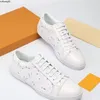 scarpe firmate di lusso sneakers casual Pelle di vitello traspirante con suola in gomma decorata floreale molto bella mkjlyh56465