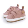 First Walkers Baby Boys Girls Solid Color Pu Leather Shoes Luipard Heart Print 0-18m geboren baby Toddler Casual 2023