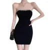 Abiti casual Domande femminile abito da bodycon rinestone senza maniche senza spalline da donna elegante festa nera