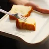 Tallrikar Creative Bread Shape Ceramic Tray maträtt Heminredning El Kök Bordartiklar levererar fruktfrukost Sushi Plate
