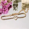 Anklets Huitan Fancy Hollow Out Heart Anklet 팔찌 여성 1pcs 다리 체인 Love Ankle Girl 선물 진술 보석류 도매 벌크