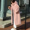女性の毛皮2023女性ウィンターフェイクコートフード付きロングコート厚い暖かい女性のぬいぐるみプラスサイズルーズオーバーコート