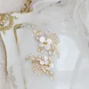 Gioielli per capelli Floralbride Fatti a mano Conchiglia Fiore Perle d'acqua dolce Zirconia Pettine da sposa Accessori da sposa Damigelle d'onore Donna