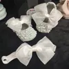 First Walkers Dollbling White Pearls معمودية Diamond Baby Baby Shoes Pre-Walker Toddler Wedding Pageant Handmade Parkle 230114