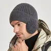 BERETS 남자 겨울 니트 모자 야외 자전거 귀 보호 따뜻한 캡 캐주얼 패션 Sunhat 폭격기 모자 55-60cm