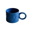 Tasses Grande boucle d'oreille tasse Ins tasse à café poignée main pincement bleu/blanc tasses en céramique avec des points froissant le lait