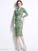 Casual Dresses 2023 Summer Elegant Green Flower Print Sexig Ruched Bodycon Dress Women V Neck Long Sleeve Mesh Draped Spets Up Midi