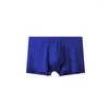 Caleçons sous-vêtements pour hommes Shorts glace soie respirant et confortable Sexy 2023 mince couleur unie jeunesse Boxer slips