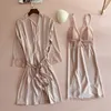 Vêtements de sommeil pour femmes Sexy Lace Hollow Out 2pcs Robe Set Femme Faux Silk Night Manngown Spaghetti Strap Female Kimono Bathrobe Pajamas