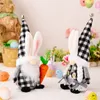 イースターバニーのぬいぐるみおもちゃブラックホワイトバッファロー格子形のGnome Mr and Mrs Handmade Swedish Tomte Farmhouse Spring Party Decorations CPA4510 BB0119