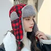 Beretti inverno cappello da bombardiere russo addensato lana di agnello di agnello outdoor auricolare protezione per le orecchie da uomo cappelli da sci coreano per donne