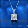 Pendanthalsband Trendiga 925 Sterling Sier Square Moissanite Halsband Kvinnliga smycken 0.5CT D Färg VVS1 Charm Birthday Presentant Dr DHJ9P