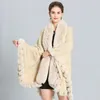 Manteau de manteau de châle de col d'imitation de grande taille de fourrure des femmes automne et hiver