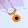 Pendant Necklaces Fashion Simple Exquisite Women's Ornament Choker Personality Creative Faux Pearl Metal Leaf Acrylic Sun Flower