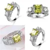 Med sidogonter 10 stycken 1 Lot LuckyShine Bright Square Peridot Crystal Cubic Zirconia 925 Sterling Sier Crown Rings sätter kvinnor Ch Dh60i