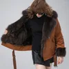 Giacche da donna Passerella di moda europea e americana 2023 Cappotto con collo di pelliccia invernale da donna Elegante stravagante Top 22923