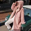 女性の毛皮2023女性ウィンターフェイクコートフード付きロングコート厚い暖かい女性のぬいぐるみプラスサイズルーズオーバーコート