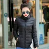 Kvinnors trenchrockar mode kvinnor vinterthick huva kort varm jacka kvinnliga koreanska parkor damer överdimensionerade outwear kläder 5xl droppe