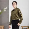 Kvinnors blusar 2023 Spring Autumn Women's 93% Real Silk High End Shirts Army Green Slå ner krage avslappnade toppar