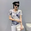 Kadın Tişörtleri Kravat boyalı baskılı örgü gömlek kadın beyaz seksi streç kısa kadın v-yakalı sıkı kadın tişörtler ince yaz 2023