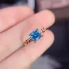 Cluster Rings Elegant Silver Ring Sterling Lab Blue Moissanite Square Cut Women Lady Wedding Engagment Party Presentlåda