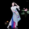 Stage Draag klassieke danskostuumkraag elegante Chinese stijl moderne vierkante yangge kleding damespak