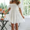 Casual klänningar Elegant off-shoulder axelbandslös a-line vit klänning boho blomma ihålig ut lykta ärm snedstreck halsrör topp mini