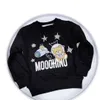 2023 Luxe Designer Baby Meisjes Jongens Sweatshirts Kindermode Gedrukt Hoodies Kinderen Casual Sweatshirt Brief Hals Herfst Winter C3256099