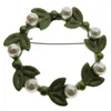 Brosches Elegant Retro Green Plant Leaf Metal Pin Brosch Pearl Flowers Collar For Women Accessories Smycken