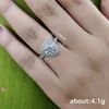 Anneaux de mariage Huitan 2023 Bague pour femmes avec coussin de zircone cubique Forme de coupe Tempérament Bandes de fiançailles féminines Bijoux